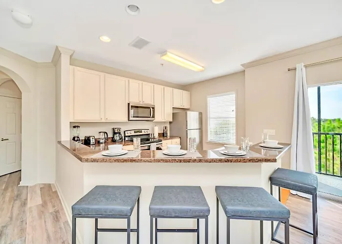 Spacious 3Br Condo With Pool And Hot Tub, Near Disney!